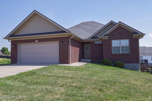 956 Thoroughbred Rd, Shelbyville, KY, 40065-7212 | Card Image