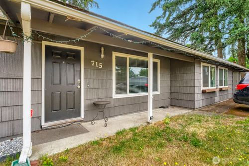 715 Johns Rd E, Parkland, WA, 98445-2516 | Card Image