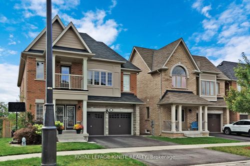 24 Arrowpoint Dr, Brampton, ON, L6Y0Y9 | Card Image