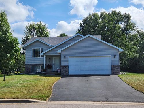 216 Iris Ln Ne, Saint Joseph, MN, 56374-4637 | Card Image