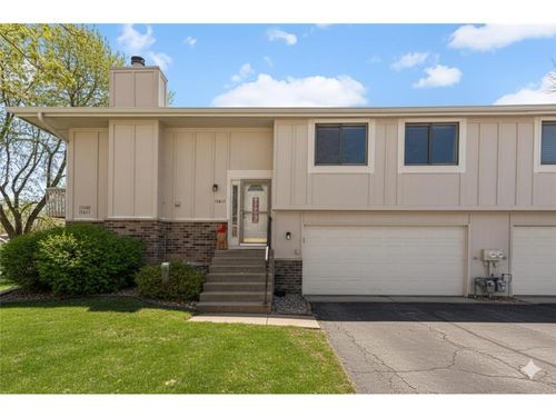 13611 86th Ave N, Maple Grove, MN, 55369-4601 | Card Image