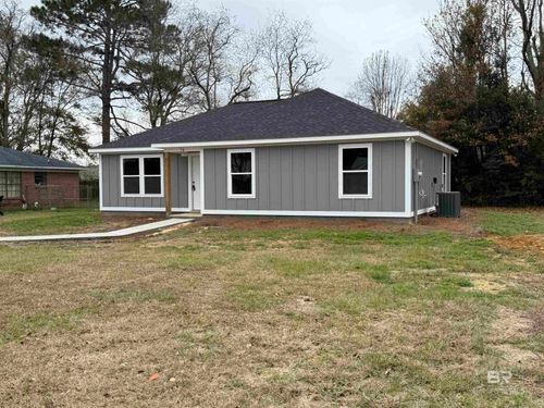 76 Fincher Ln, Loxley, AL, 36551-4515 | Card Image