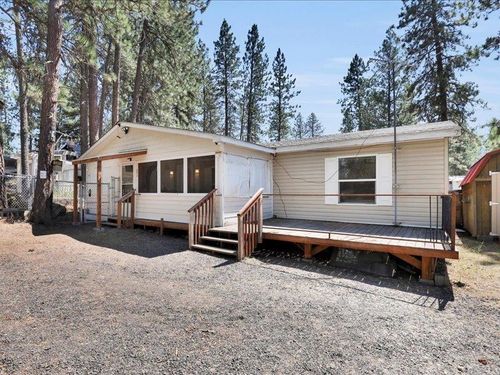 13901 S Clear Lake Rd, Cheney, WA, 99004-9268 | Card Image