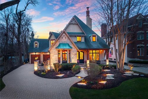 849 E Hillside Rd, Naperville, IL, 60540-6806 | Card Image