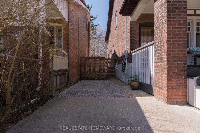 128 Bingham Ave, House attached with 4 bedrooms, 3 bathrooms and 2 parking in Toronto ON | Image 45