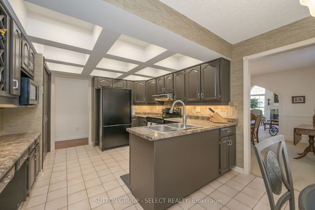 59 Heathdale Crt, House other with 4 bedrooms, 3 bathrooms and 3 parking in London ON | Image 12