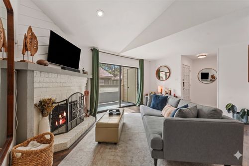 6q-5200 Martel Ave, Dallas, TX, 75206-5650 | Card Image