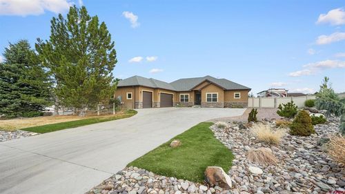 2042 Consitution Loop, Montrose, CO, 81401 | Card Image