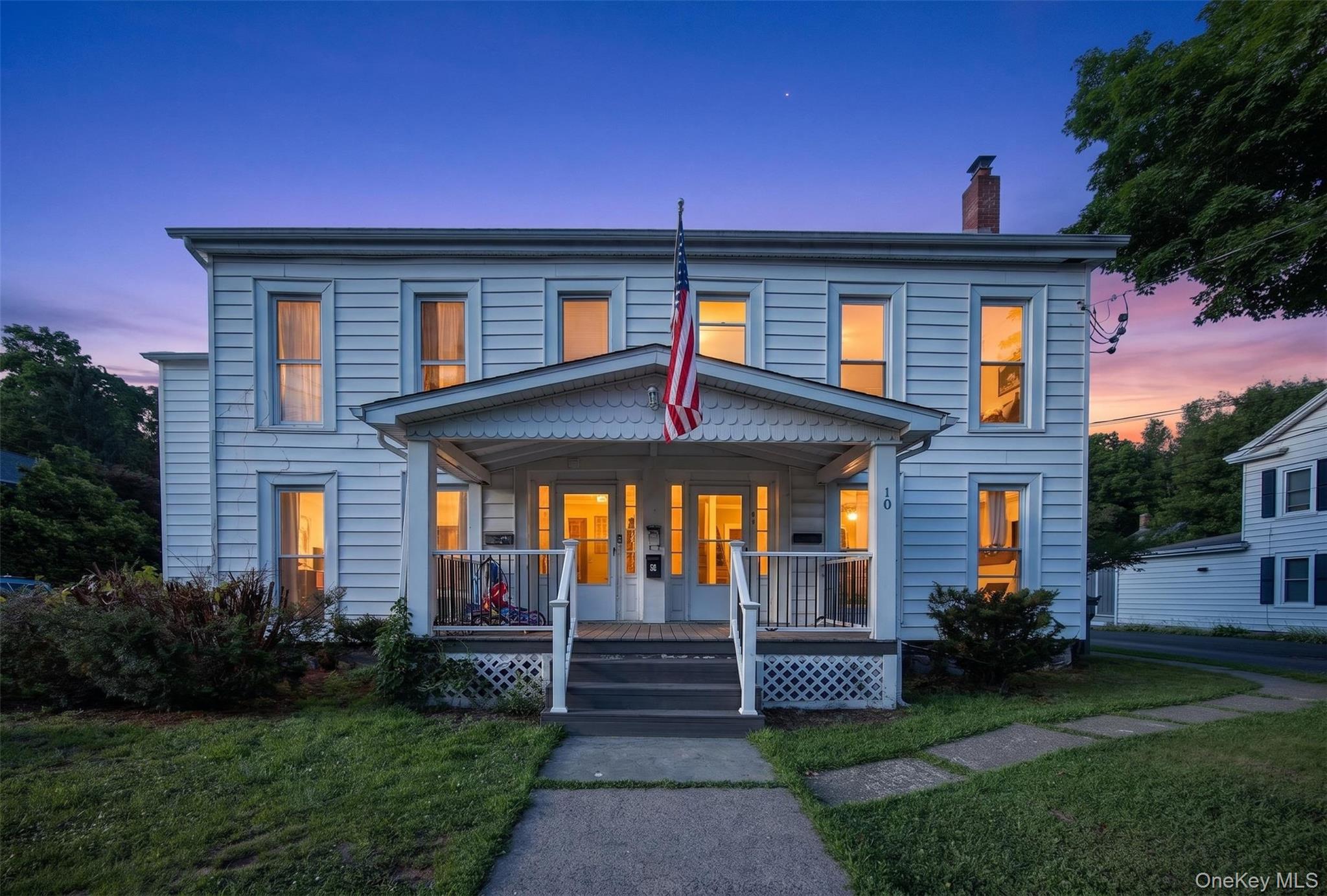 Residential Lease in Lloyd