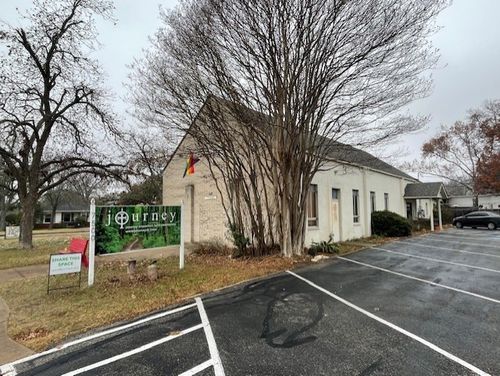 7500 Woodrow Ave, Austin, TX, 78757-1852 | Card Image