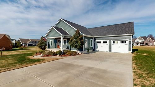 102 Cannonball Ct, Winchester, TN, 37398-3588 | Card Image