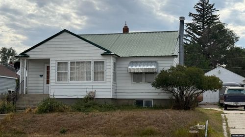1012 7th St, Rawlins, WY, 82301-4706 | Card Image