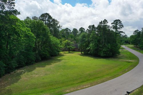 27010 Bridleway Cir, Magnolia, TX, 77355-2220 | Card Image