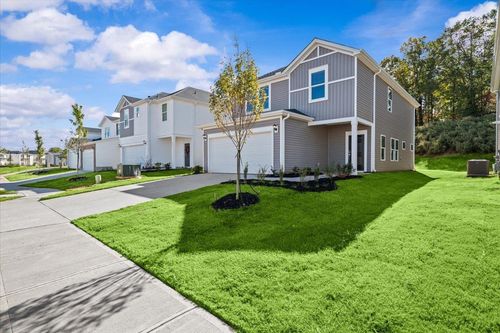 887 Penfold Pt, Wellford, SC, 29385-8405 | Card Image