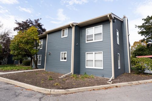 apt-t-774 Terrace Ct, Elgin, IL, 60120-6875 | Card Image