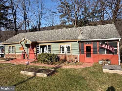 1839 Trevorton Rd, COAL TOWNSHIP, PA, 17866-9411 | Card Image