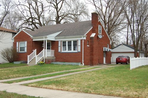 7427 Olcott Ave, Hammond, IN, 46323-2610 | Card Image