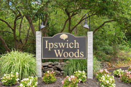 2-2 Ipswich Woods Dr, Ipswich, MA, 01938-1624 | Card Image