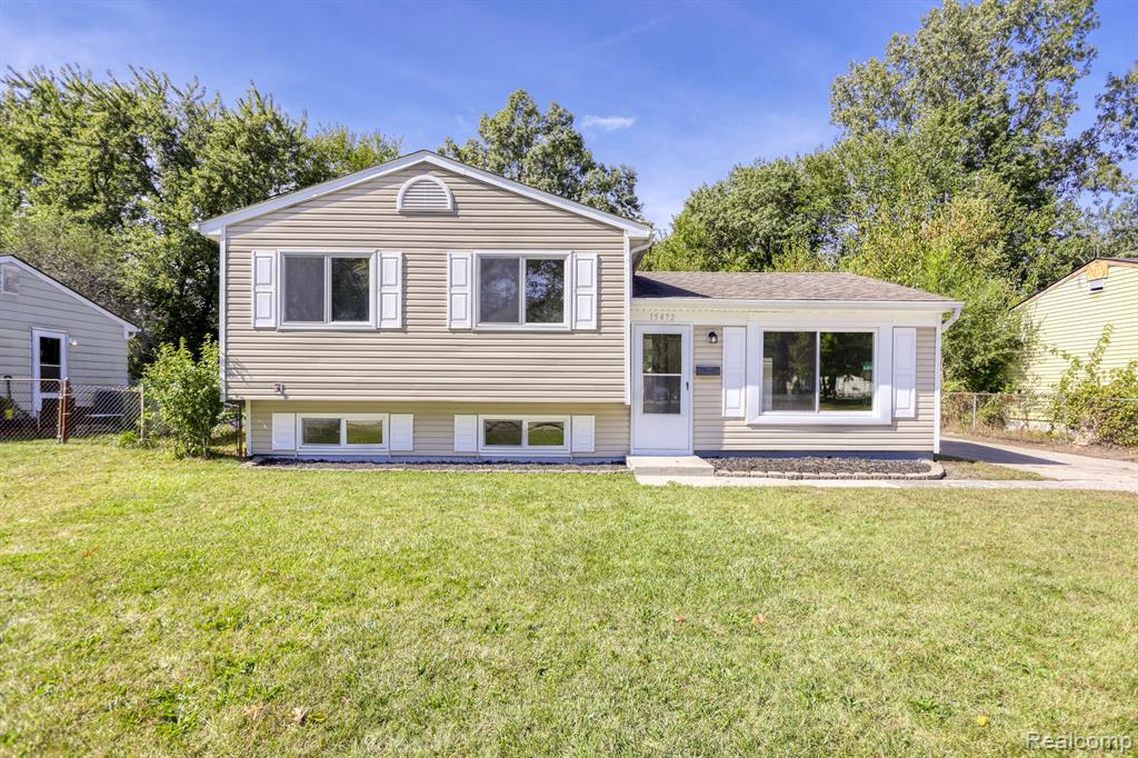 Orchard St, Romulus, MI 48174 #1