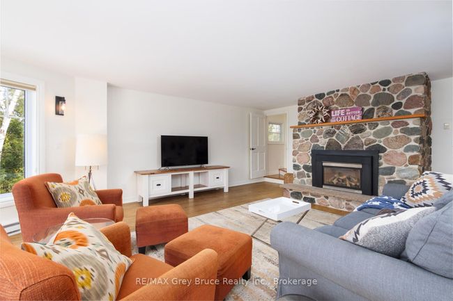 21 Grant Watson Dr, House other with 4 bedrooms, 2 bathrooms and 6 parking in Tobermory ON | Image 21