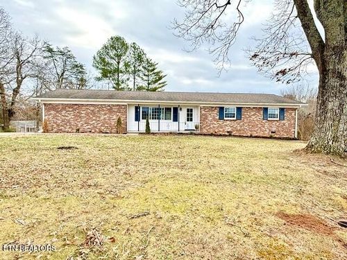 2734 Greenway Dr, Maryville, TN, 37803-0453 | Card Image
