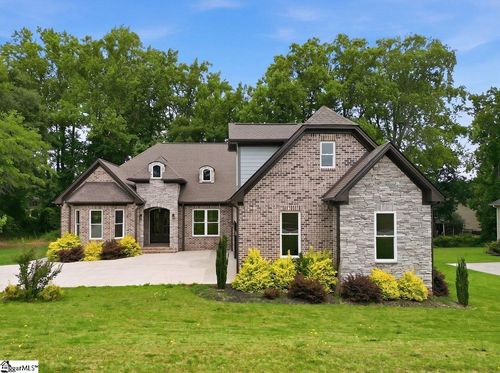 105 Bree Dr, Anderson, SC, 29621-3679 | Card Image