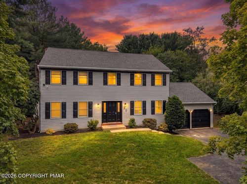 39 Brookwood Dr, Lititz, PA, 17543-9461 | Card Image