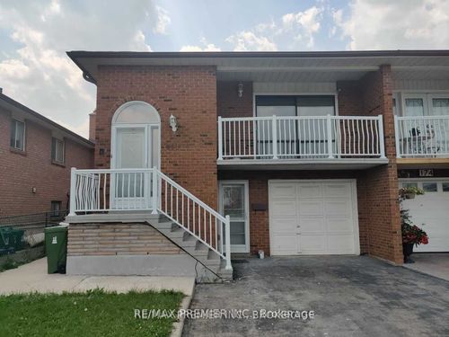114 Sentinel Road, North York, ON, M3J1S9 | Card Image