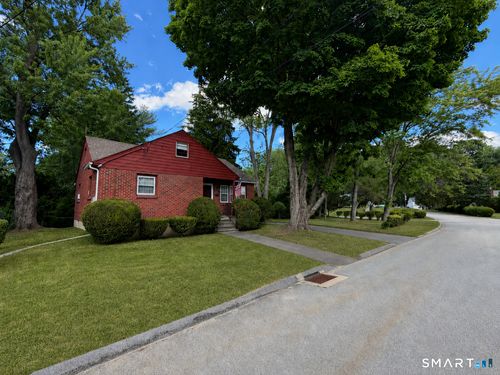25 W Chapel St, Torrington, CT, 06790-2919 | Card Image