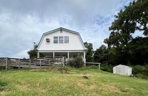 672 S Chucky Pike, Talbott, TN, 37877-3831 | Card Image