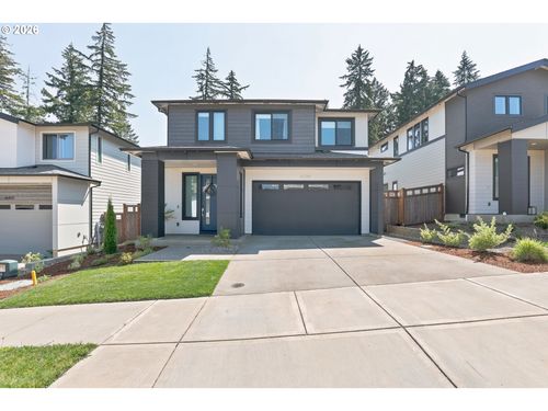 16744 Se Shimmering Leaf St, Happy Valley, OR, 97086-4387 | Card Image