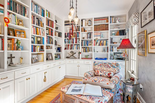Cozy library to curl up with a good book. | Image 7