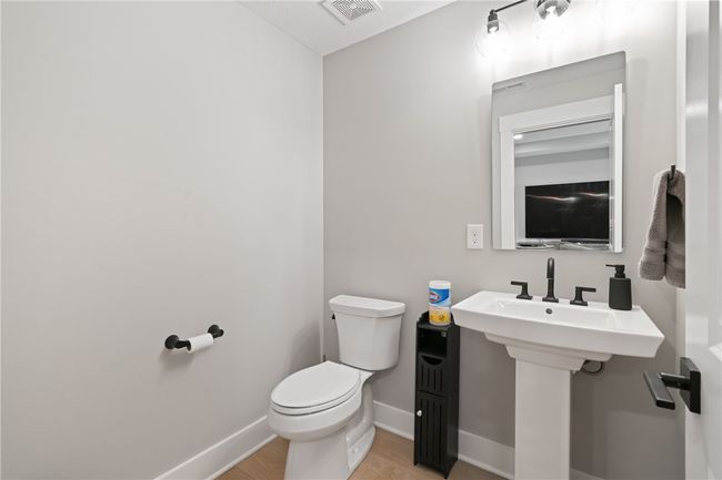 146 Enclave Drive, Townhouse with 3 bedrooms, 4 bathrooms and 2 parking in Seven Fields Boro PA | Image 27