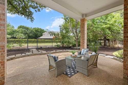 608 Regency Xing, Southlake, TX, 76092-9502 | Card Image
