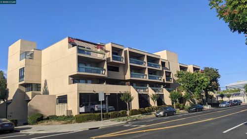 apt-213-1771 Broadway St, Concord, CA, 94520-2639 | Card Image