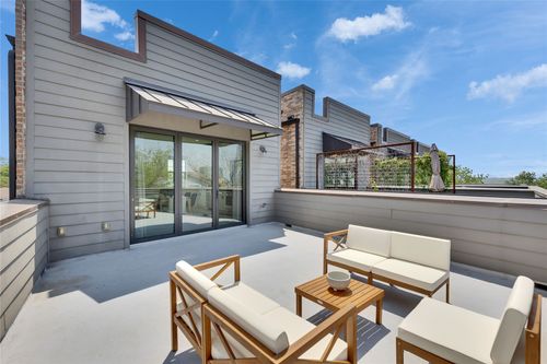 808 Lydia St, Austin, TX, 78702-2623 | Card Image