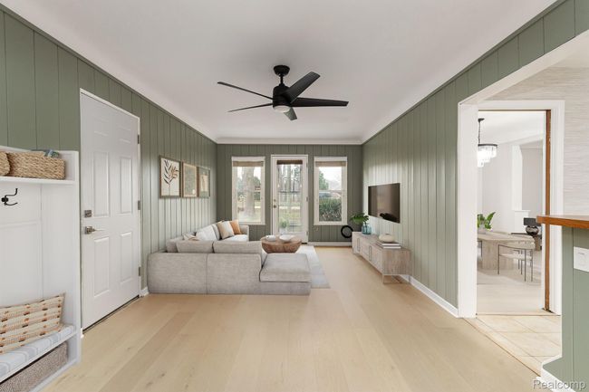 FAMILY ROOM VIRTUALLY STAGED | Image 16