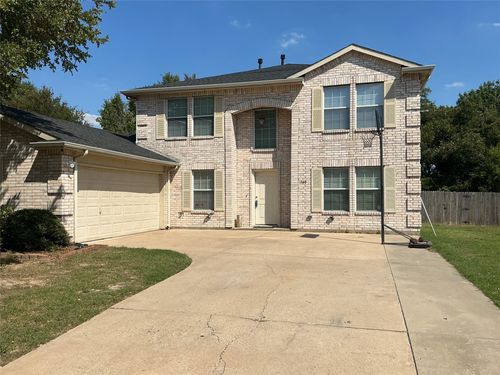 1340 Lake Grove Ln, DeSoto, TX, 75115-3326 | Card Image