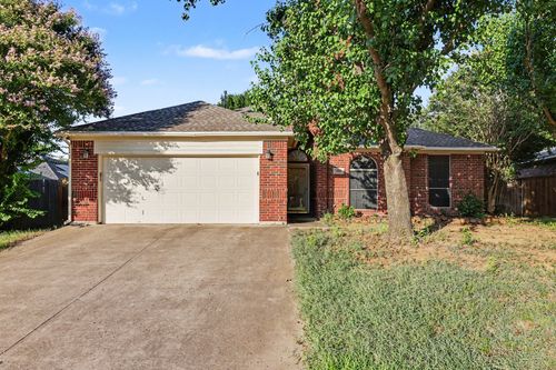 3104 Mulholland Rd, Corinth, TX, 76210-4151 | Card Image