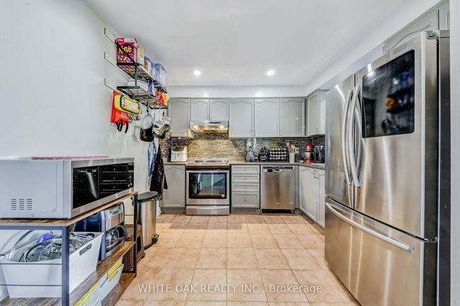 26 - 1867 Kingston Rd, Condo with 3 bedrooms, 3 bathrooms and 1 parking in Pickering ON | Image 10