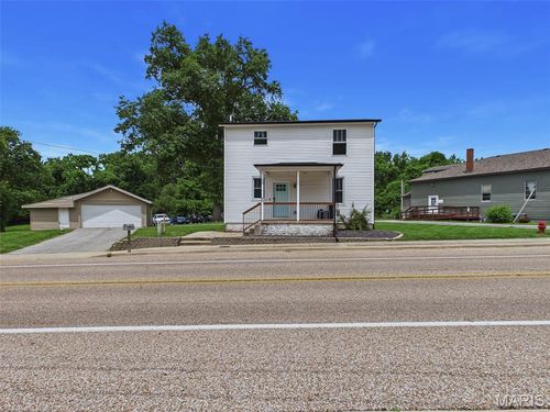 96 S Main St, Glen Carbon, IL, 62034-1415 | Card Image