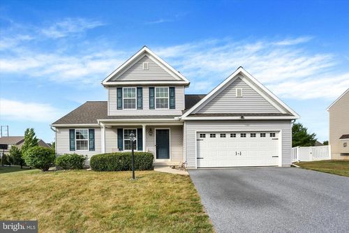 38 Waterford Ln, ANNVILLE, PA, 17003-8651 | Card Image