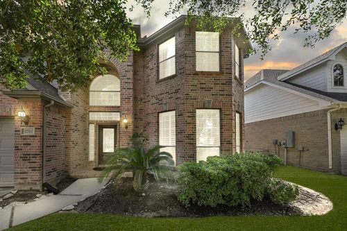 2703 Marble Brook Lane, Pearland, TX, 77584 | Card Image