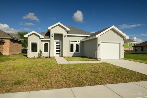 520 Pine Oak St, Donna, TX, 78537-4692 | Card Image