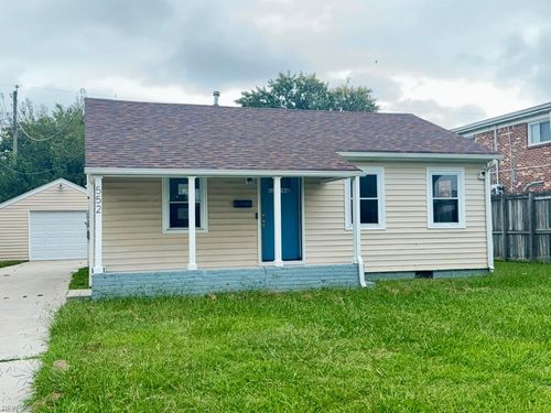 552 Ashlawn Dr, Norfolk, VA, 23505-2802 | Card Image