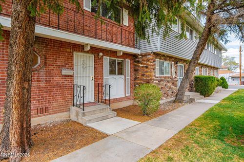 28 Smithridge Park, Reno, NV, 89502-5711 | Card Image