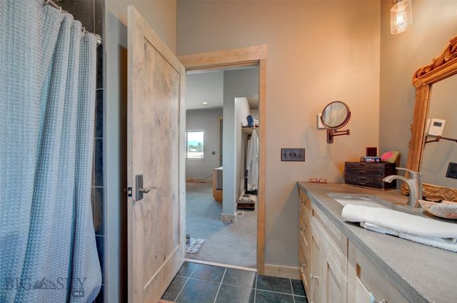 11762 Gooch Hill Rd, House other with 3 bedrooms, 3 bathrooms and null parking in Gallatin Gateway MT | Image 24