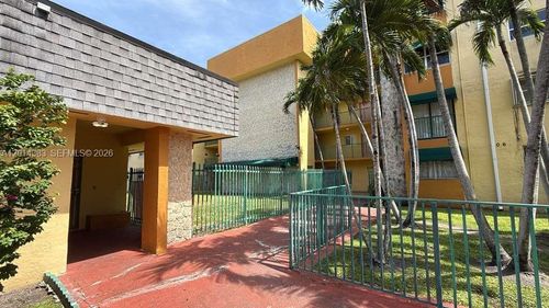 316-606 W 81st St, Hialeah, FL, 33014-4156 | Card Image