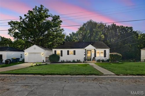 48 Halleck Ave, Edwardsville, IL, 62025-1813 | Card Image