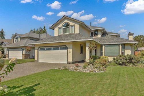 16529 85th Avenue, Surrey, BC, V4N3H2 | Card Image